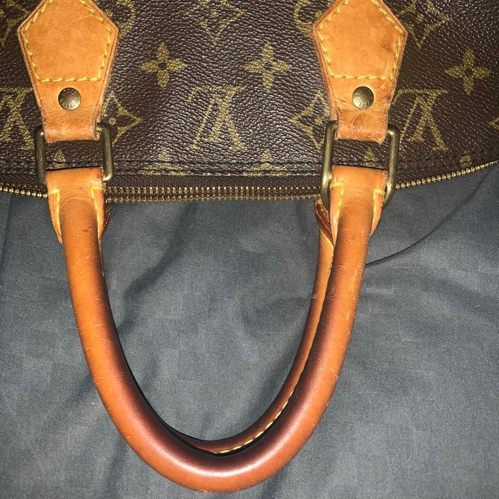 Louis Vuitton Bag - Picture 8 of 16